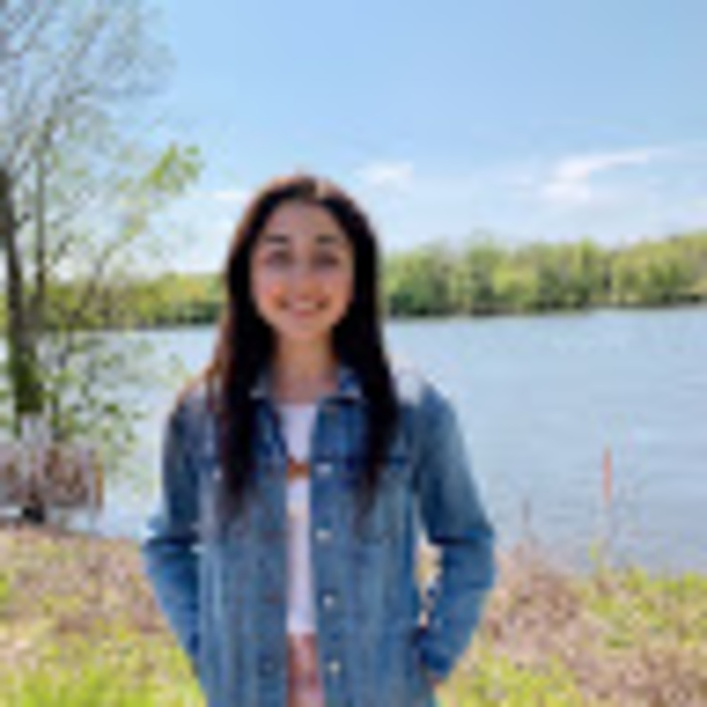 Meet your Posher, Lauren